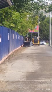 Тротуар на проезде Карамзина снова открыт для пешеходов