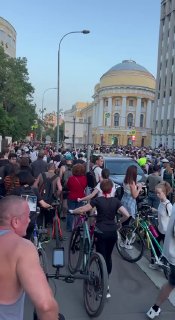 Ночной велофестиваль по Садовому кольцу отменен после взрыва в районе Баррикадной